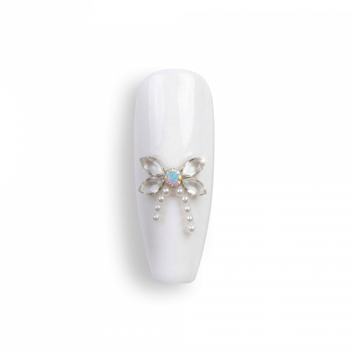 Odkrij svet luksuznih nail art dekoracij, kjer detajli zares oživijo.
Elegantni in igrivi okraski z...